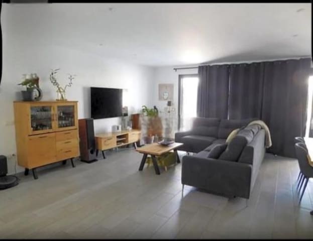 4 makuuhuone Paritalo myytävänä paikassa Alhaurín de la Torre mukana uima-altaan 
autotalli - 815 000 € (Ref: 9434836)