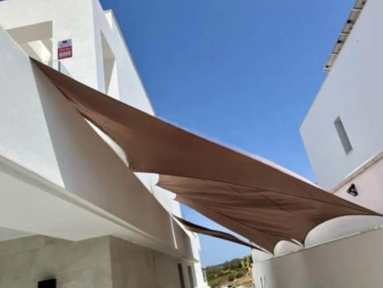 4 makuuhuone Paritalo myytävänä paikassa Alhaurin de la Torre mukana uima-altaan 
autotalli - 815 000 € (Ref: 9434836)