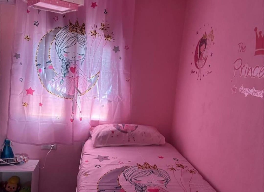 5 bedroom Villa for sale in Campanillas with pool - € 432,600 (Ref: 9434839)