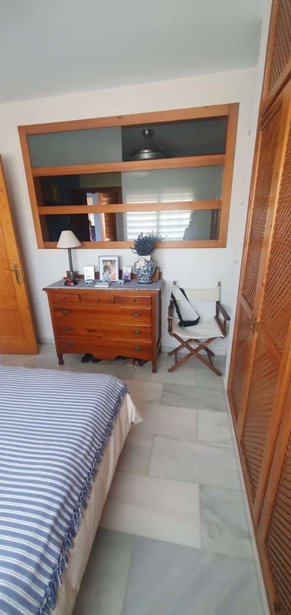 2 bedroom Beach Apartment for holiday rental in Torremolinos with pool - € 343 (Ref: 9434840)