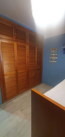 2 Zimmer Ferienstrandapartment in Torremolinos mit Pool - 343 € (Ref: 9434840)