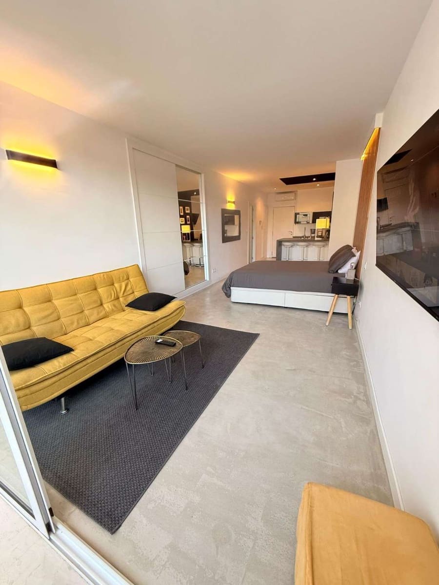 Studio til salg i Torremolinos - € 218.000 (Ref: 9434841)