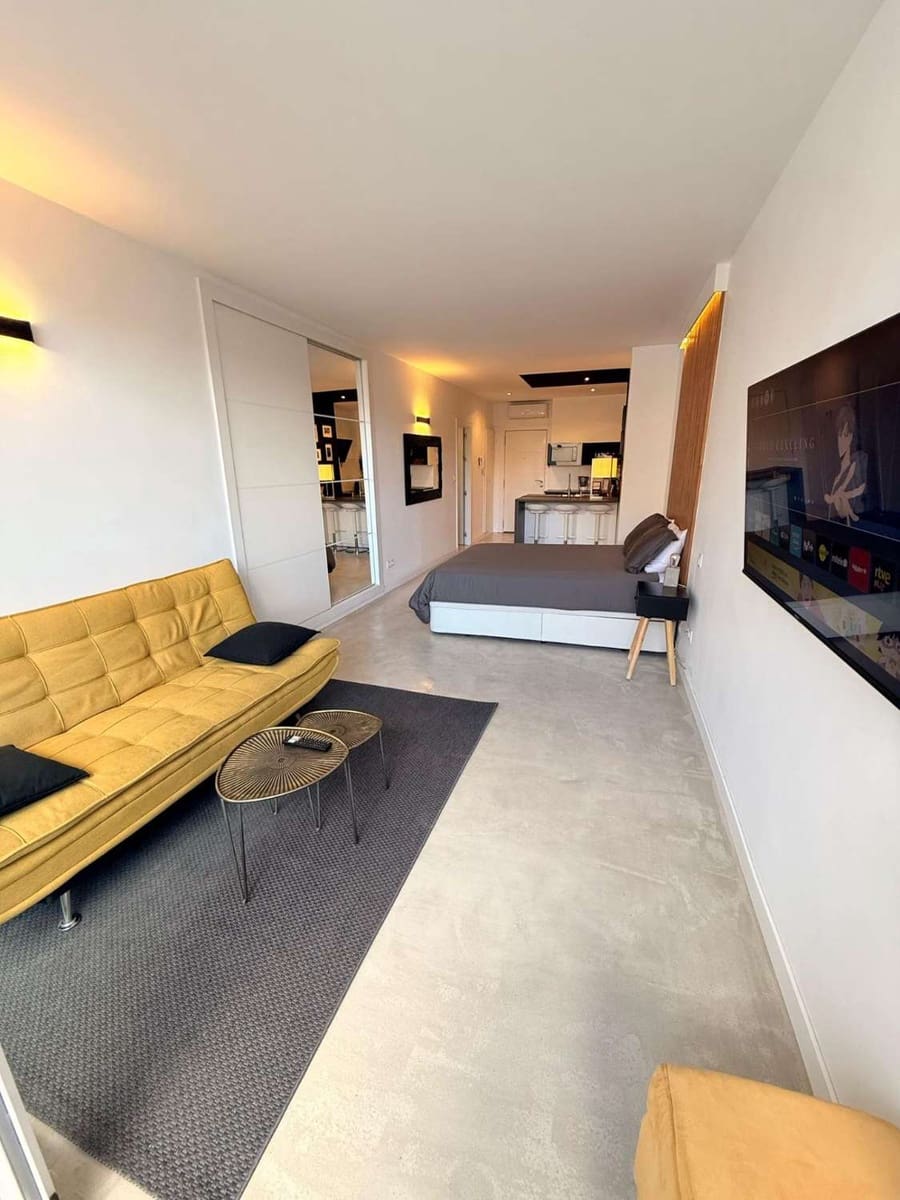 Studio til salg i Torremolinos - € 218.000 (Ref: 9434841)