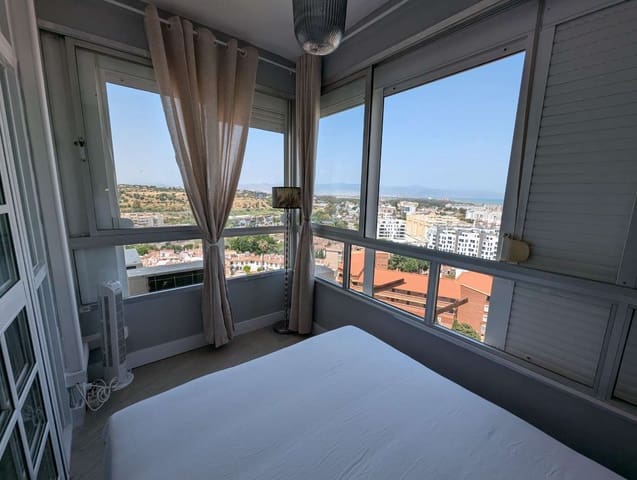 Studio for holiday rental in Torremolinos with pool garage - € 700 (Ref: 9434843)