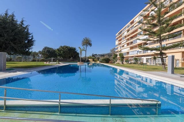 1 sypialnia Apartament przy plaży do wynajęcia w Torremolinos z basenem garażem - 800 € (Ref: 9434846)