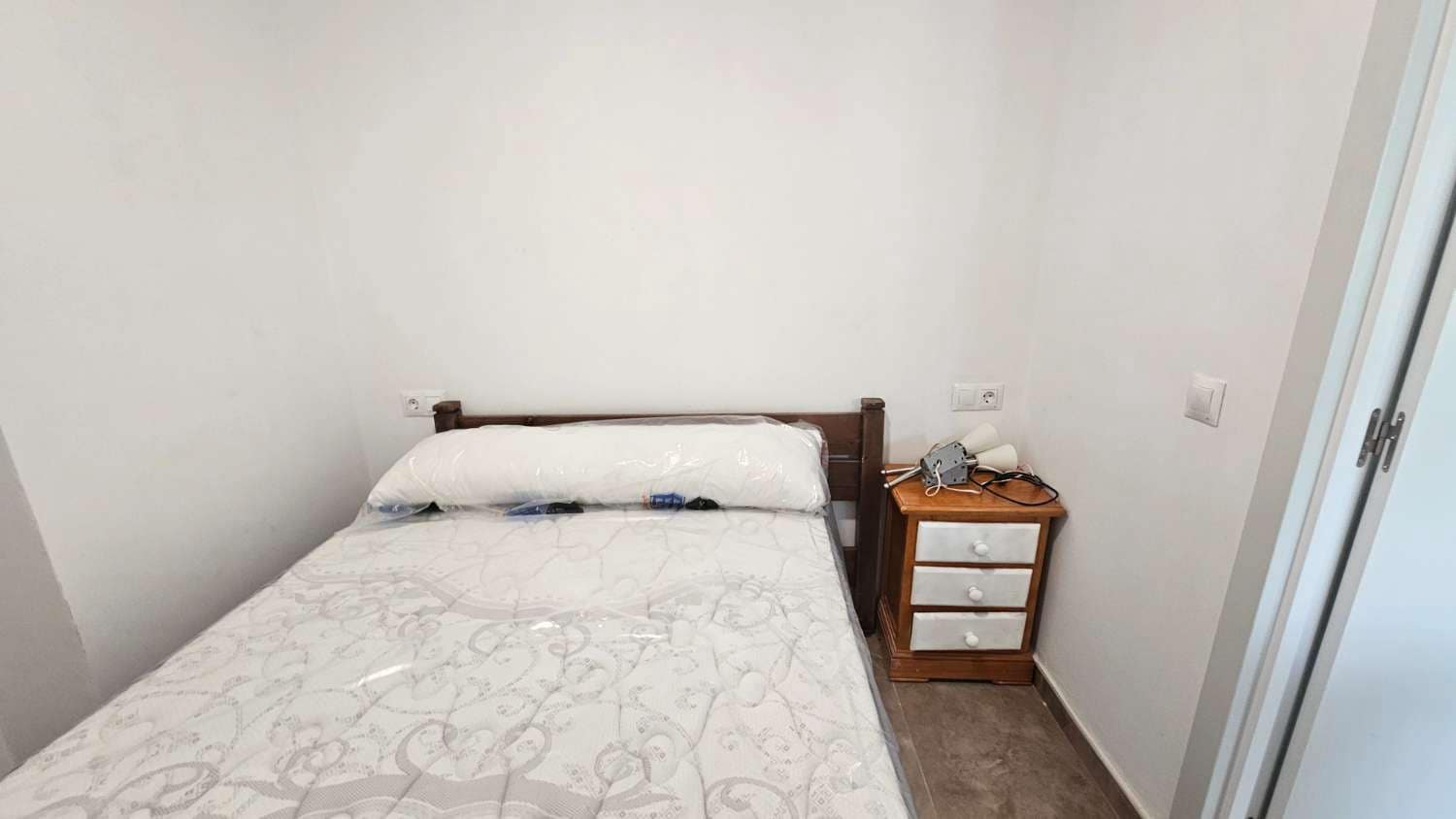 1 makuuhuone Ranta-asunto vuokrattavana paikassa Torremolinos mukana uima-altaan 
autotalli - 800 € (Ref: 9434846)