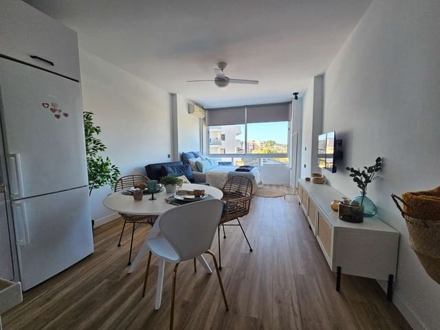 Studio for holiday rental in Torremolinos with pool - € 175 (Ref: 9434847)