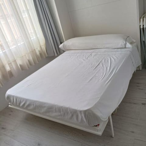 Studio for holiday rental in Torremolinos with pool - € 168 (Ref: 9434849)