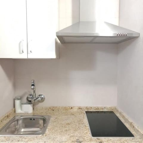 Studio for holiday rental in Torremolinos with pool - € 168 (Ref: 9434849)