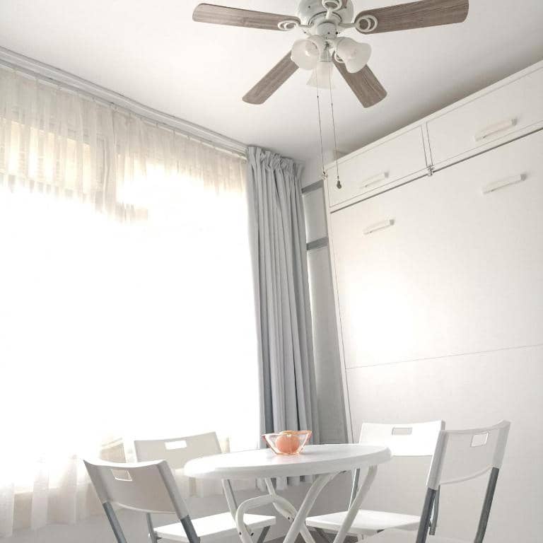 Studio for holiday rental in Torremolinos with pool - € 168 (Ref: 9434849)