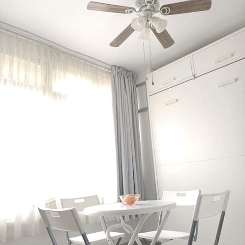 Studio for holiday rental in Torremolinos with pool - € 168 (Ref: 9434849)