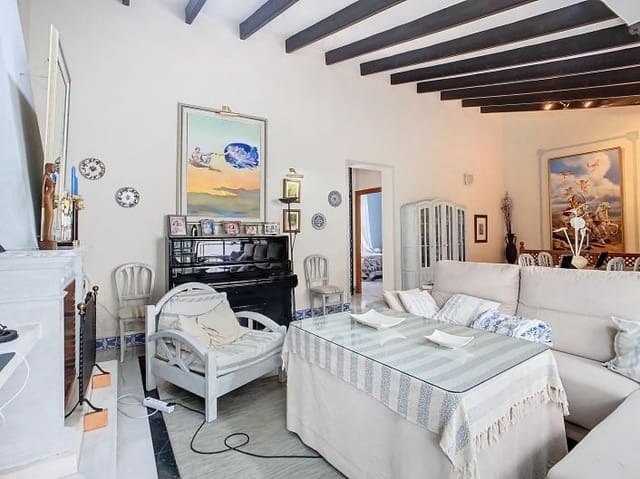 Adosado de 5 habitaciones en Alhaurín el Grande en venta - 348.000 € (Ref: 9434850)