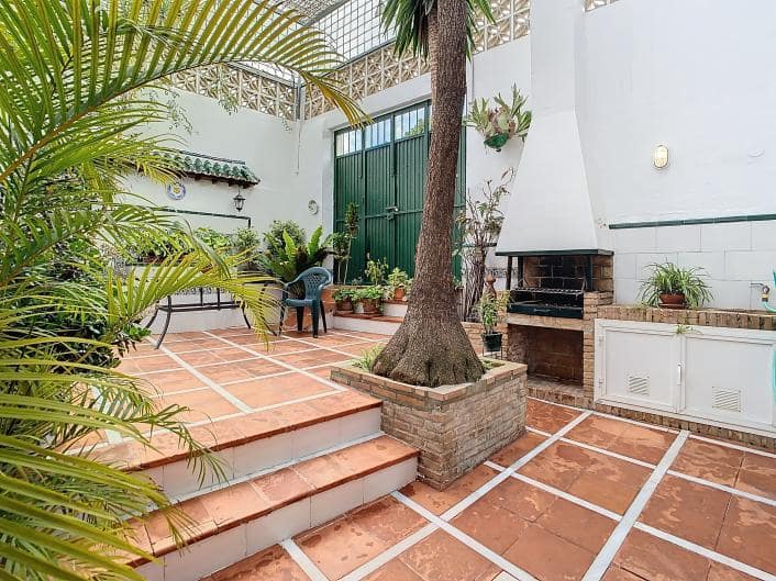 Adosado de 5 habitaciones en Alhaurín el Grande en venta - 348.000 € (Ref: 9434850)