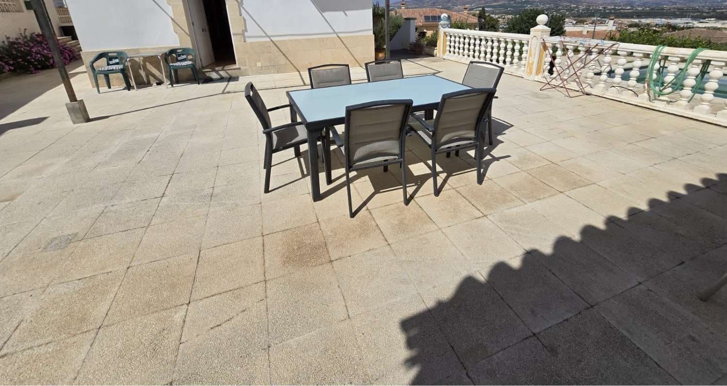 7 soverom Villa til salgs i Alhaurin de la Torre med svømmebasseng garasje - € 889 000 (Ref: 9434852)