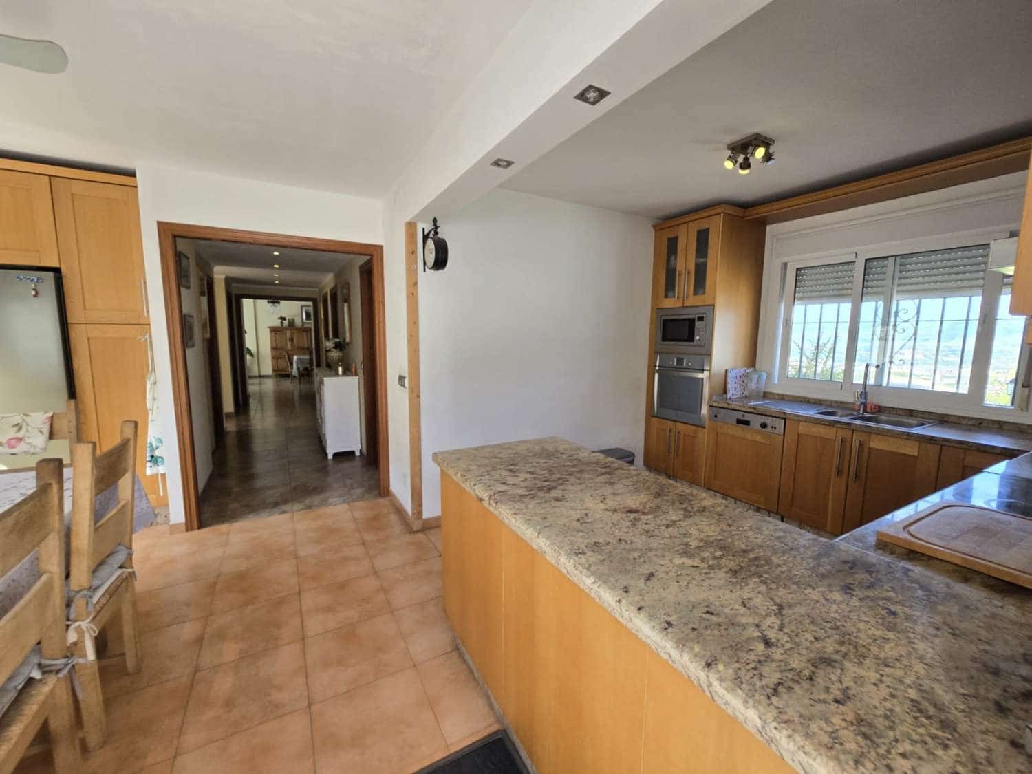 7 soverom Villa til salgs i Alhaurin de la Torre med svømmebasseng garasje - € 889 000 (Ref: 9434852)