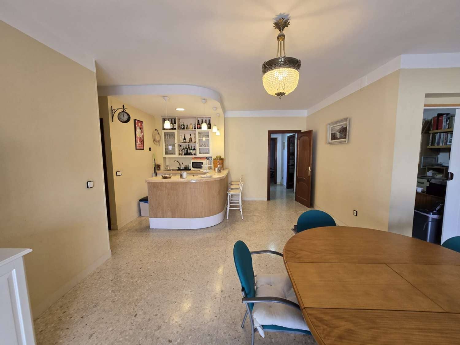 7 soverom Villa til salgs i Alhaurin de la Torre med svømmebasseng garasje - € 889 000 (Ref: 9434852)