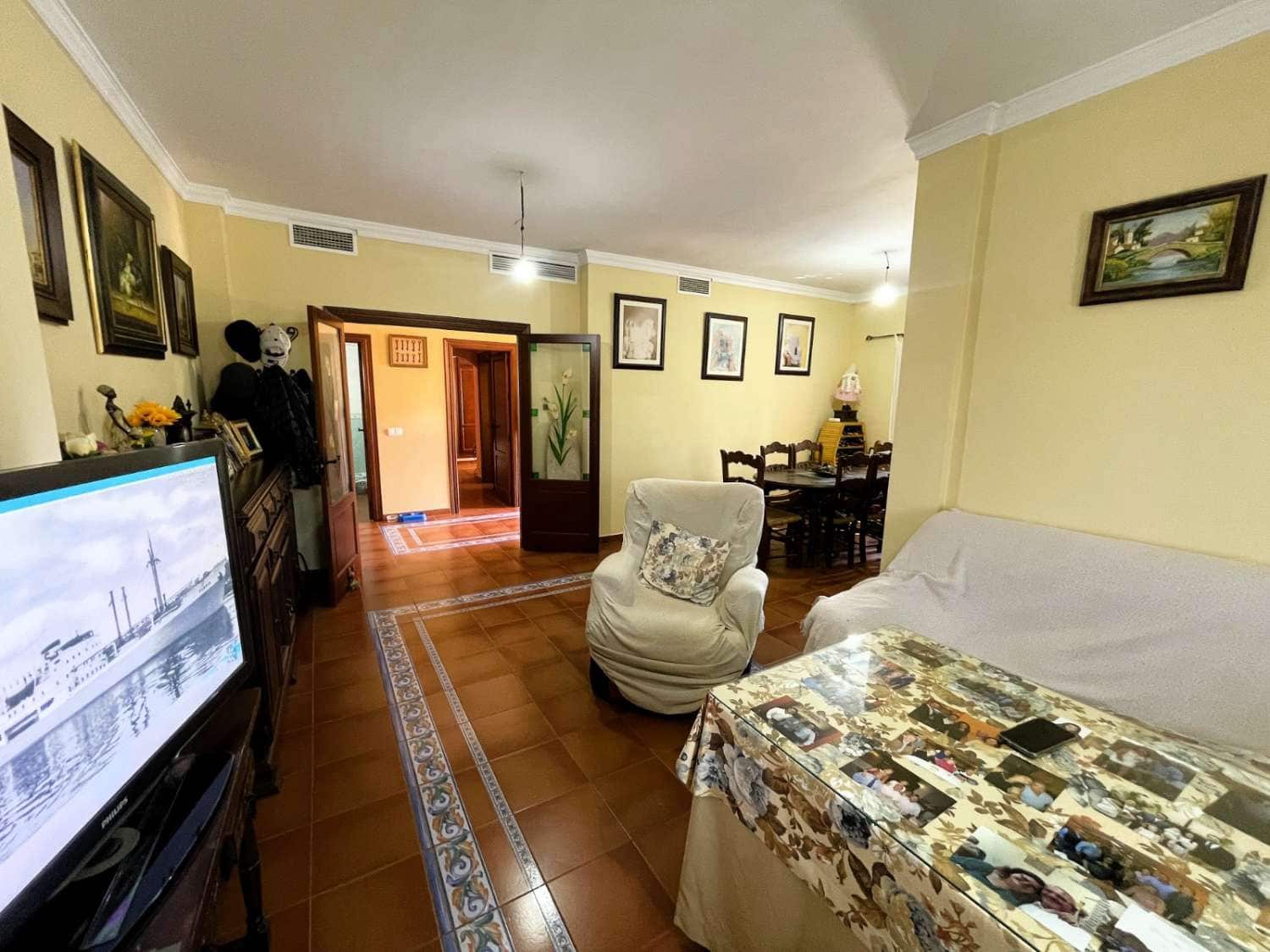 5 bedroom Villa for sale in Alhaurin de la Torre with pool garage - € 600,000 (Ref: 9434853)