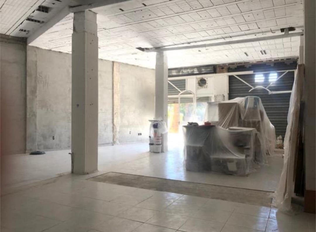 Commercial for sale in Torremolinos - € 221,450 (Ref: 9434854)