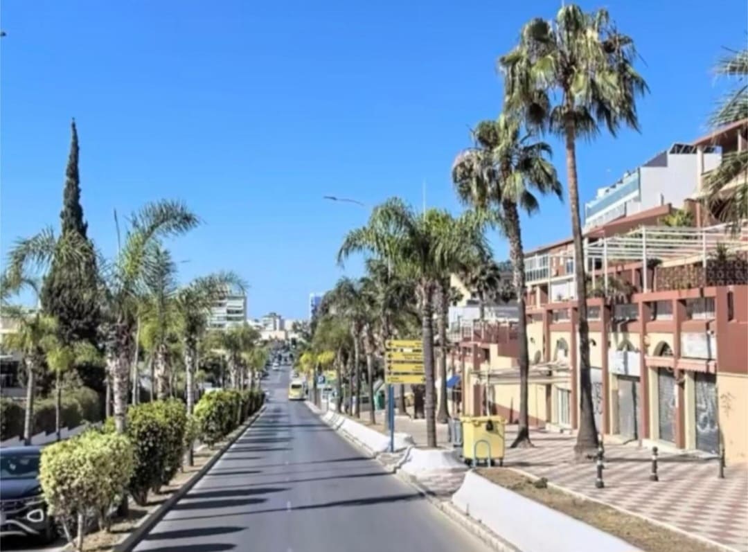 Commercial for sale in Torremolinos - € 221,450 (Ref: 9434854)