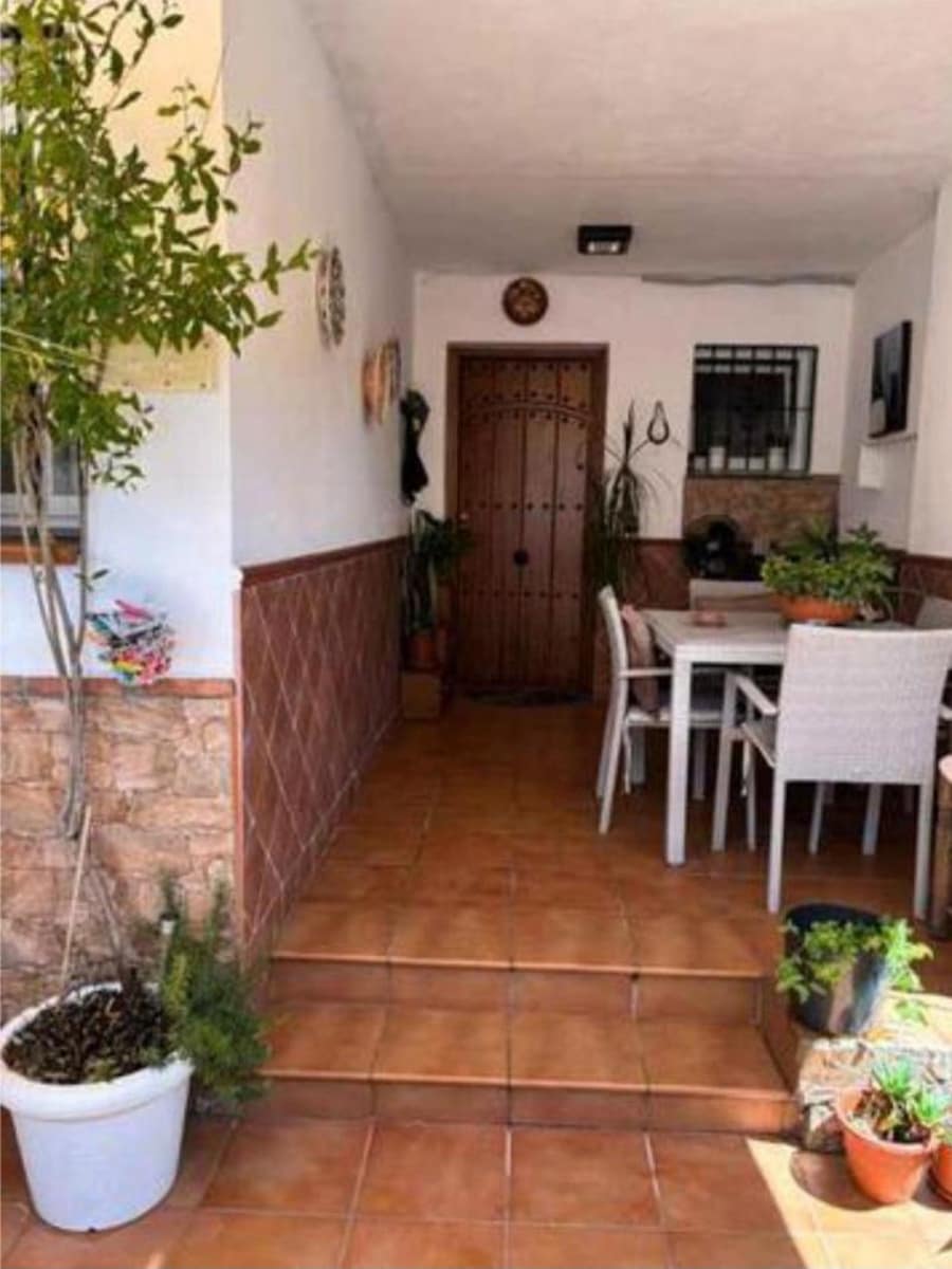 3 bedroom Terraced Villa for sale in Alhaurin de la Torre with pool garage - € 505,000 (Ref: 9434855)