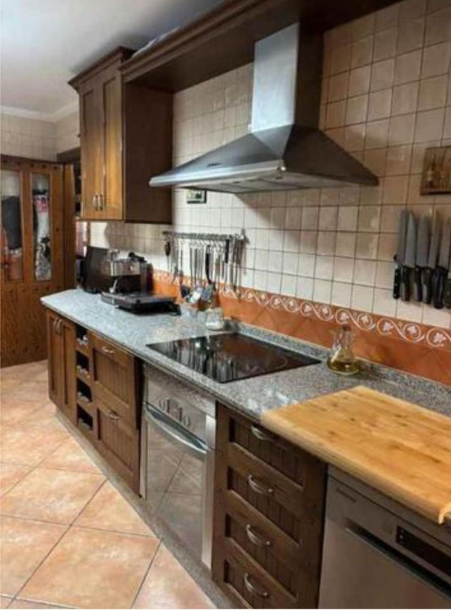 3 bedroom Terraced Villa for sale in Alhaurin de la Torre with pool garage - € 505,000 (Ref: 9434855)