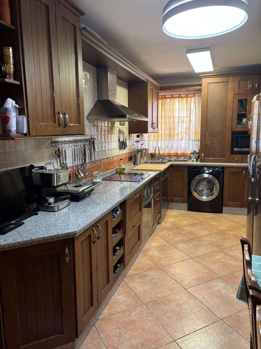 3 bedroom Terraced Villa for sale in Alhaurin de la Torre with pool garage - € 505,000 (Ref: 9434855)