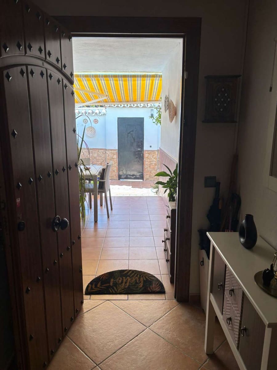 3 bedroom Terraced Villa for sale in Alhaurin de la Torre with pool garage - € 505,000 (Ref: 9434855)