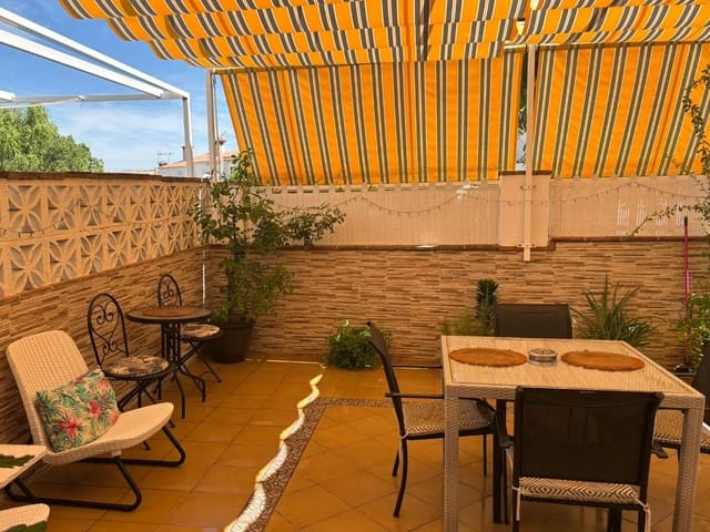 3 soverom Rekkehus til salgs i Alhaurín de la Torre med svømmebasseng garasje - € 505 000 (Ref: 9434855)