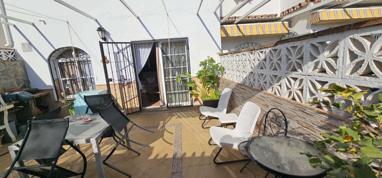 3 makuuhuone Rivitalo myytävänä paikassa Alhaurin de la Torre mukana uima-altaan 
autotalli - 478 000 € (Ref: 9434855)