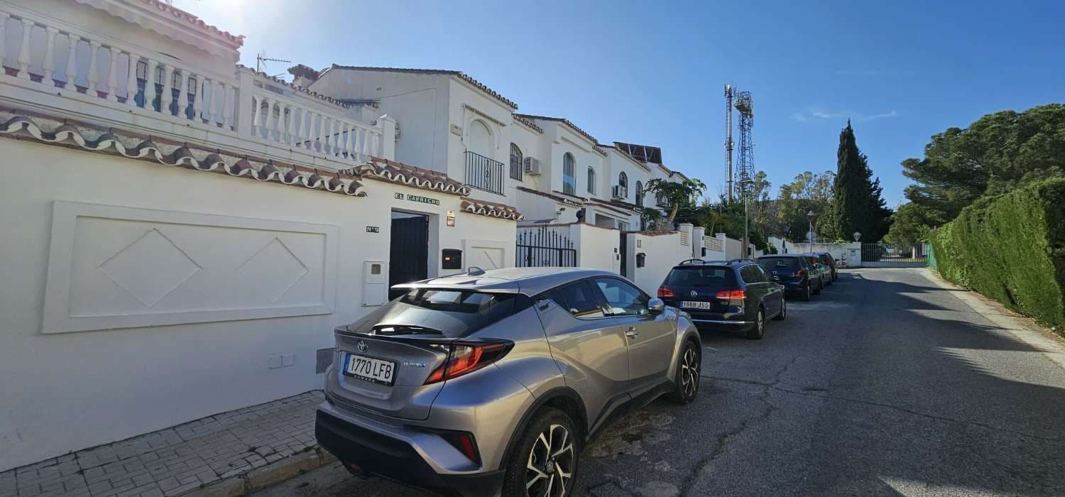 3 makuuhuone Rivitalo myytävänä paikassa Alhaurin de la Torre mukana uima-altaan 
autotalli - 478 000 € (Ref: 9434855)