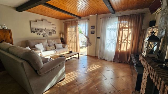 3 soveværelse Rækkehus til salg i Alhaurín de la Torre med swimmingpool garage - € 478.000 (Ref: 9434855)