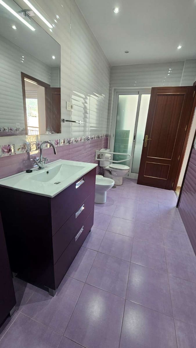 Piso de 4 habitaciones en Fuengirola en venta - 595.000 € (Ref: 9434862)