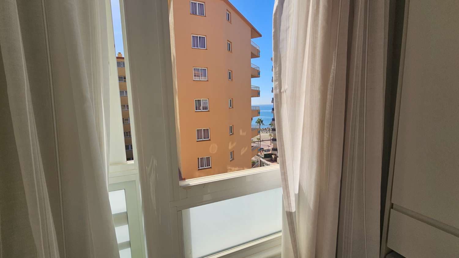 Piso de 4 habitaciones en Fuengirola en venta - 595.000 € (Ref: 9434862)