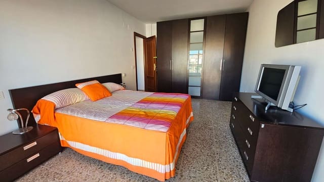 Piso de 4 habitaciones en Fuengirola en venta - 595.000 € (Ref: 9434862)