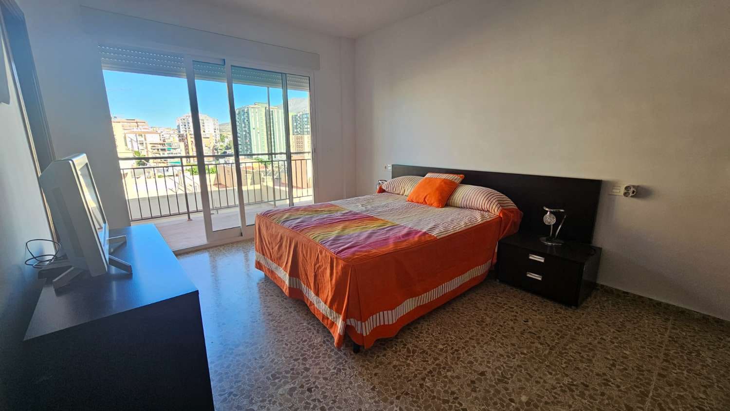 Piso de 4 habitaciones en Fuengirola en venta - 595.000 € (Ref: 9434862)