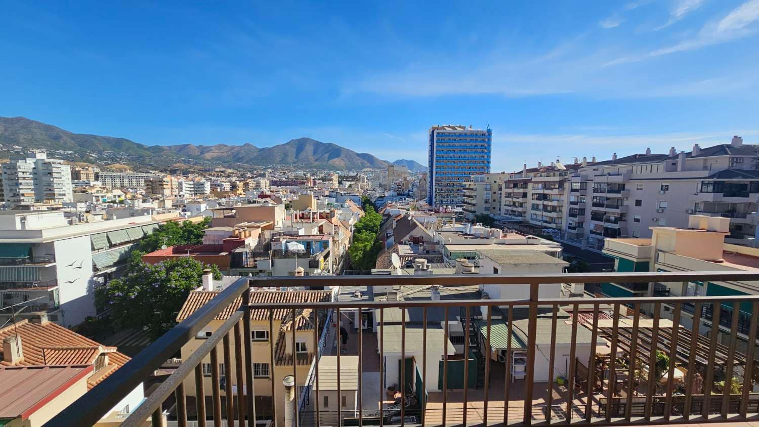 Piso de 4 habitaciones en Fuengirola en venta - 595.000 € (Ref: 9434862)