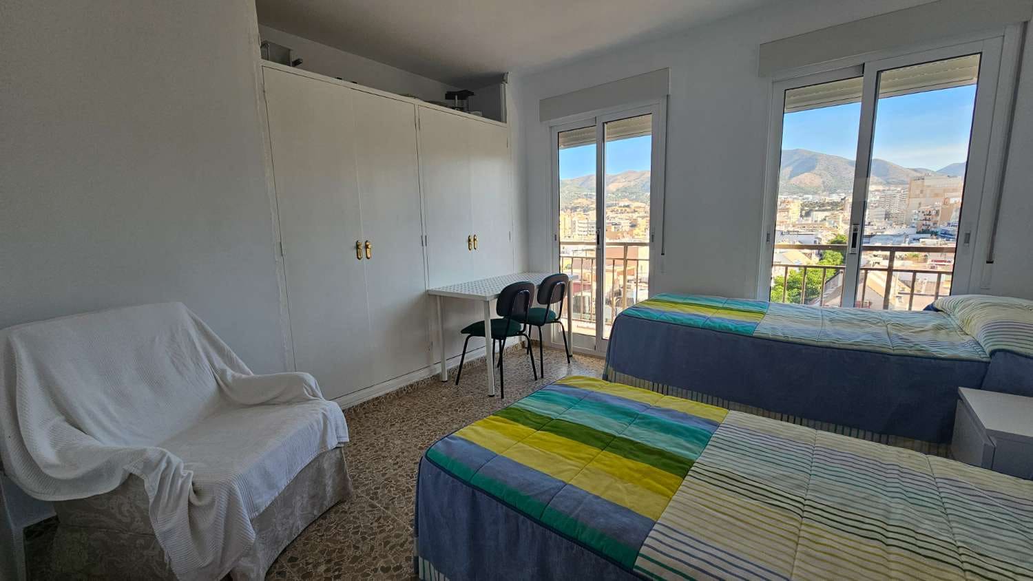 Piso de 4 habitaciones en Fuengirola en venta - 595.000 € (Ref: 9434862)
