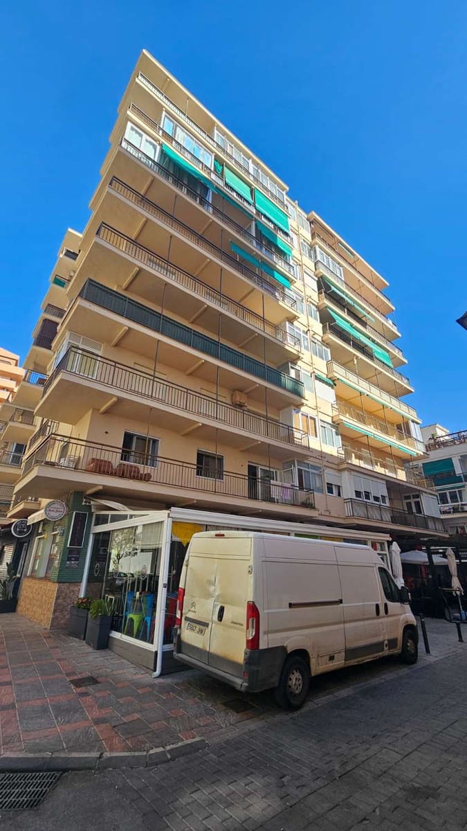 Piso de 4 habitaciones en Fuengirola en venta - 595.000 € (Ref: 9434862)