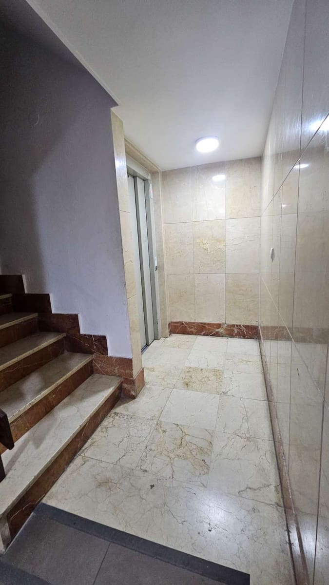 Piso de 4 habitaciones en Fuengirola en venta - 595.000 € (Ref: 9434862)