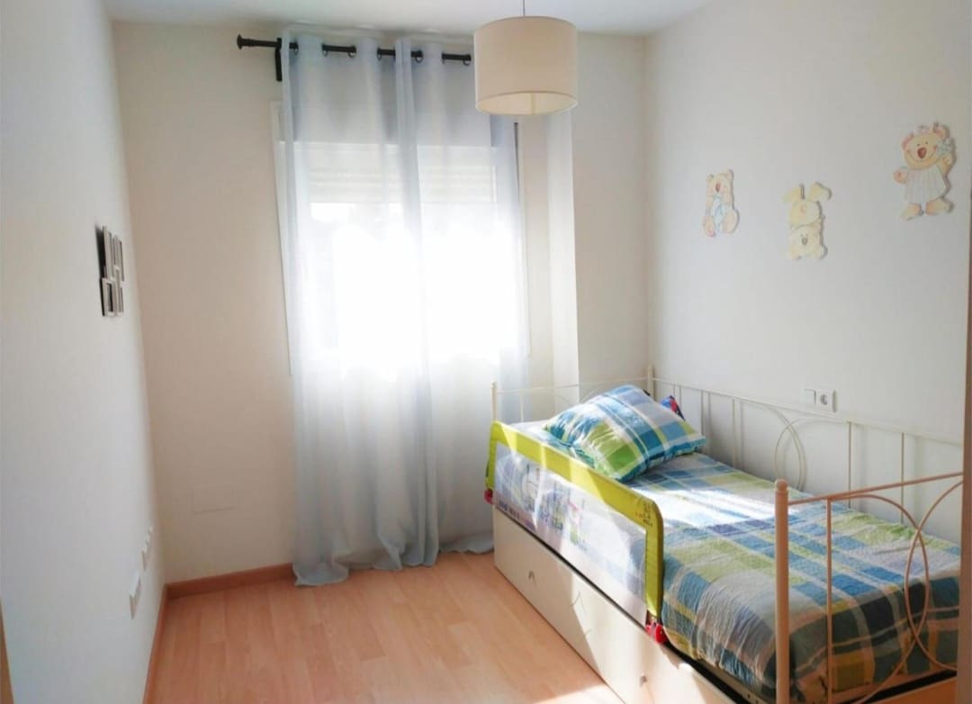 3 slaapkamer Flat te koop in Malaga stad met zwembad garage - € 489.000 (Ref: 9434863)