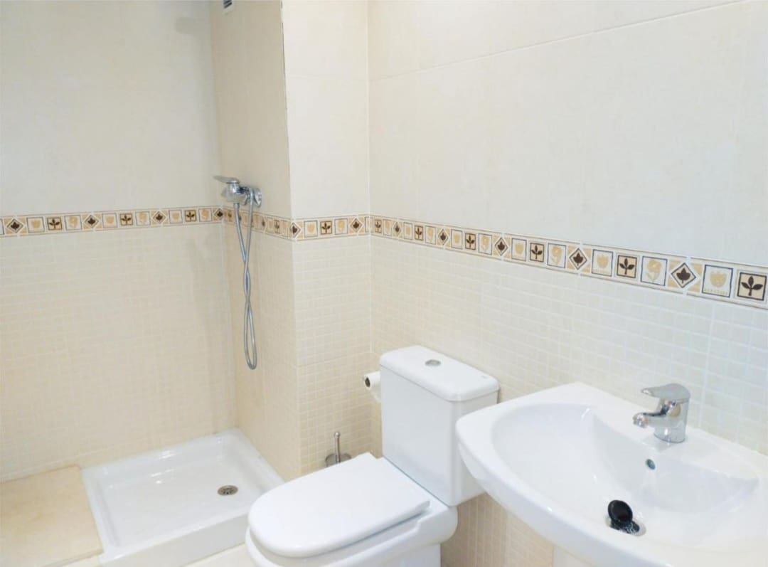 3 slaapkamer Flat te koop in Malaga stad met zwembad garage - € 489.000 (Ref: 9434863)