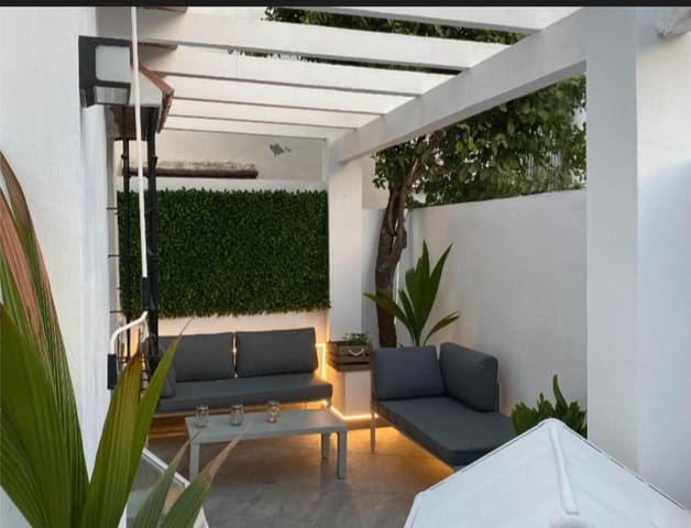 3 soverom Rekkehus til salgs i Torremolinos med svømmebasseng - € 402 000 (Ref: 9434865)