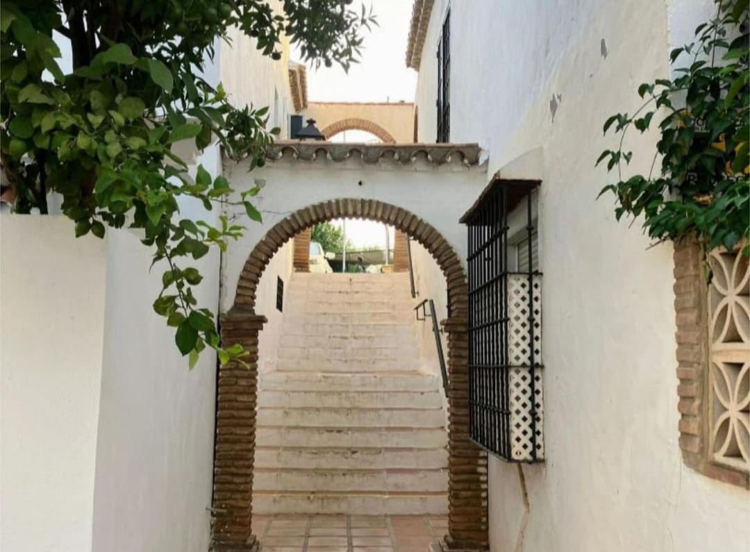 3 soverom Rekkehus til salgs i Torremolinos med svømmebasseng - € 402 000 (Ref: 9434865)