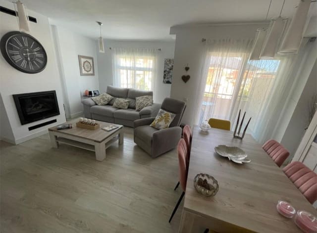 3 soverom Rekkehus til salgs i Rincón de la Victoria med svømmebasseng garasje - € 499 550 (Ref: 9434867)