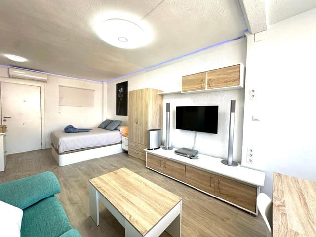 Studio for sale in Torremolinos with pool - € 175,000 (Ref: 9434868)