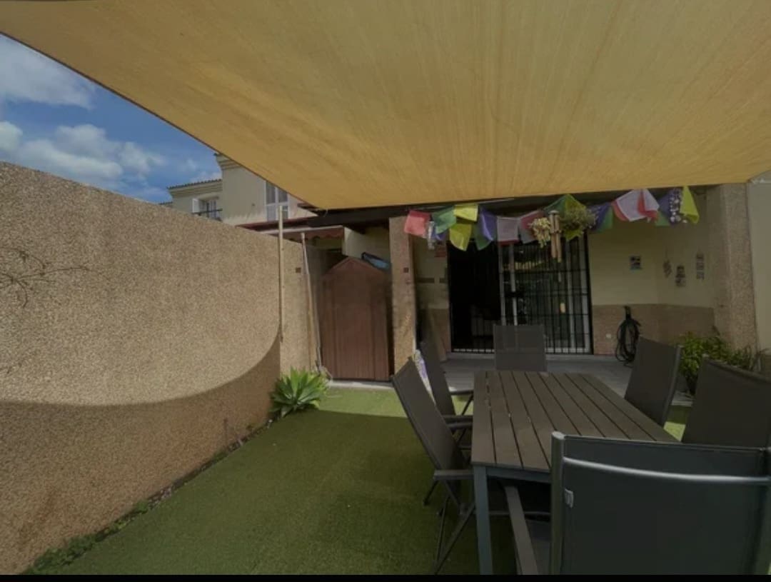 3 quarto Moradia em Banda para venda em Rincon de la Victoria com piscina - 463 500 € (Ref: 9434872)