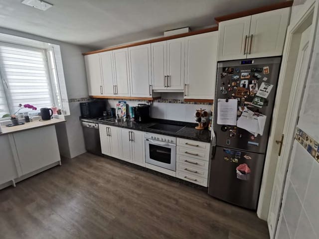 3 quarto Moradia em Banda para venda em Rincón de la Victoria com piscina - 463 500 € (Ref: 9434872)