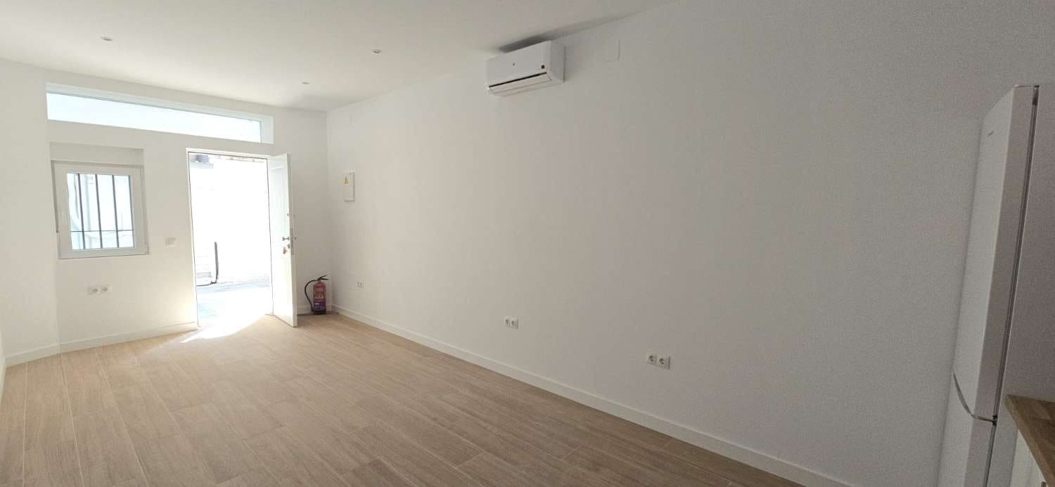 1 soverom Strandleiligheter til salgs i Torremolinos - € 180 000 (Ref: 9434876)