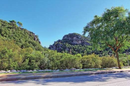 Rakentamaton maa myytävänä paikassa Benahavis - 850 000 € (Ref: 9434883)