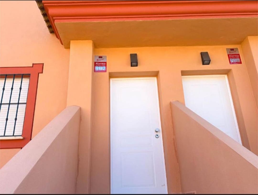 4 soveværelse Rækkehus til salg i Malaga by - € 360.500 (Ref: 9434886)